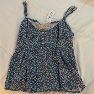 Flowly tank top with adjustable straps